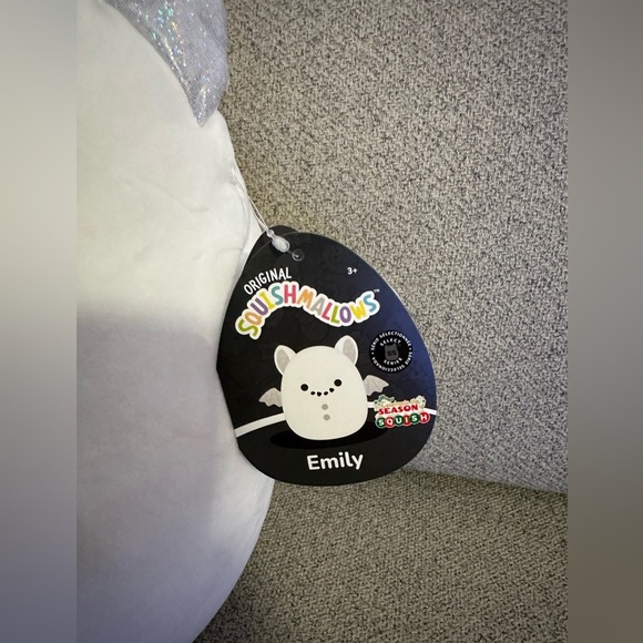Nwt Emily 12" Squishmallow ☃️ 🦇 Bat Select series - Picture 3 of 5